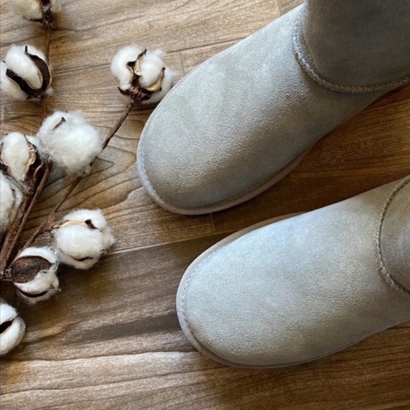 🌿UGG🌿 BAILEY BOW ABSTRACT SPLATTER BOOTS - Picture 14 of 15